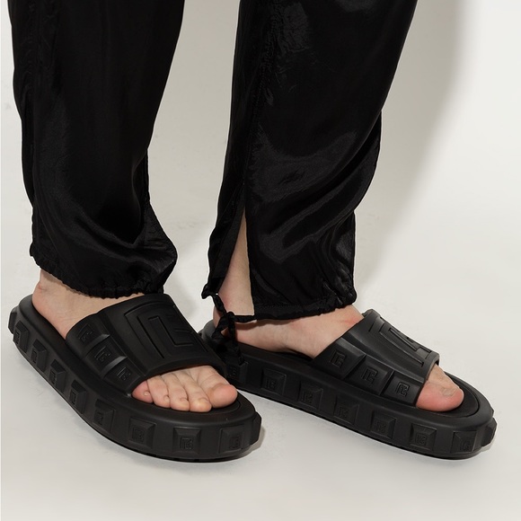 New Balmain Men’s Slide Size 44-45 Black Chunky Sandals - Picture 12 of 12